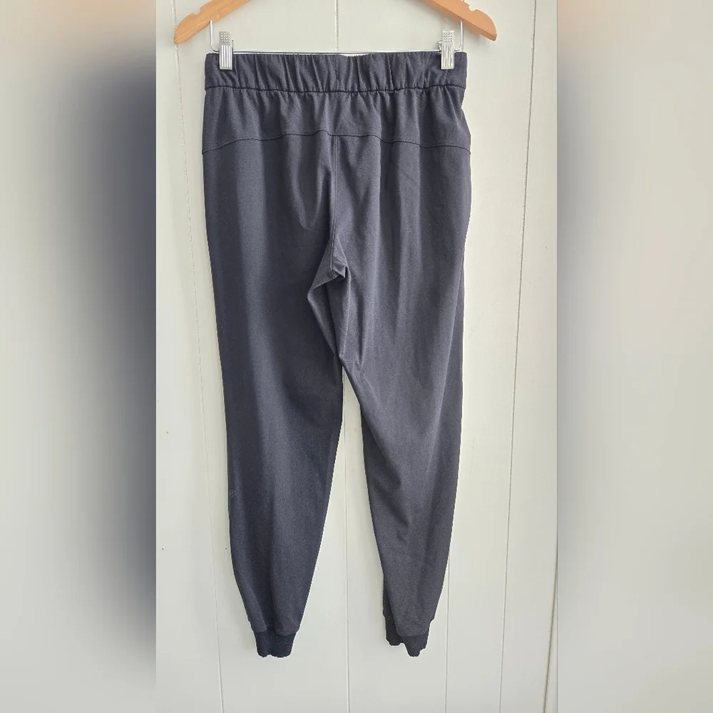 Lululemon Stretch High-Rise Jogger -SZ 6